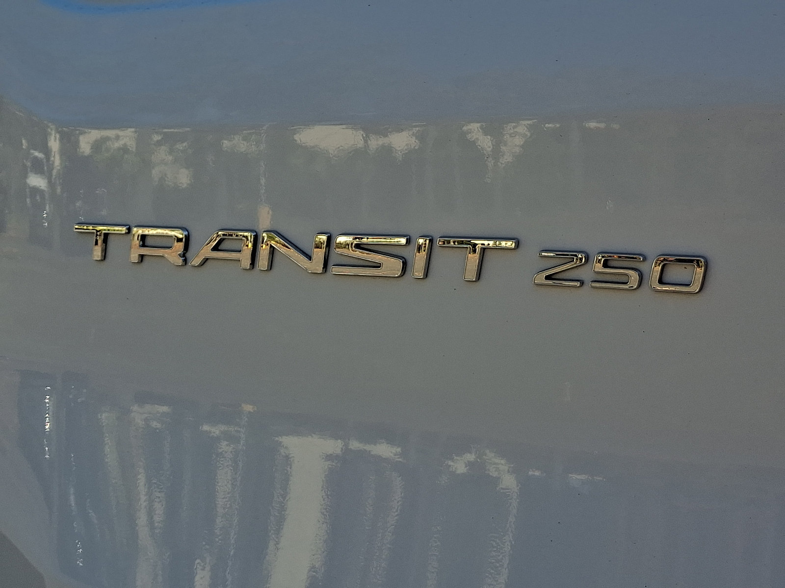 Used 2018 Ford Transit 250 148 High Roof RWD image 29