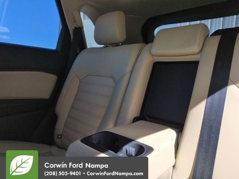 Used 2019 Ford Edge SEL w/ Equipment Group 201A AWD/4WD image 27