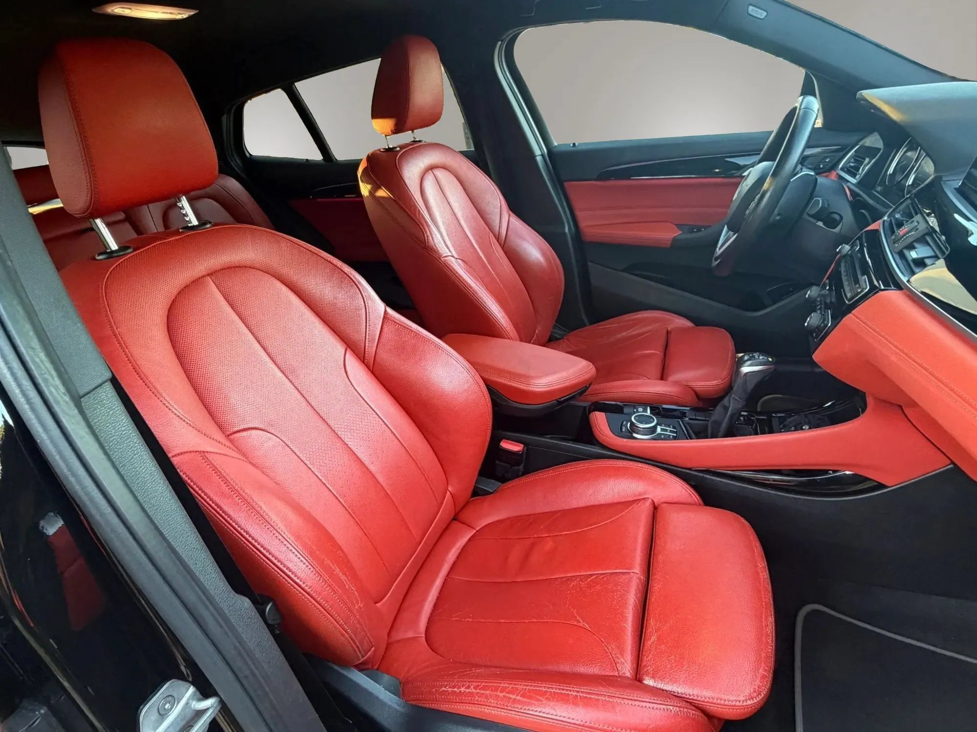 Used 2018 BMW X2 sDrive28i w/ Convenience Package FWD image 19