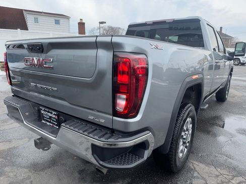 Used 2025 GMC Sierra 2500 SLE w/ SLE Value Package; image 8
