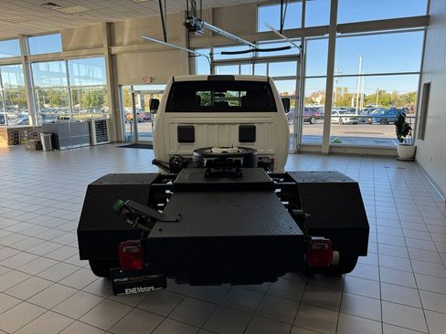Used 2019 RAM 5500 Tradesman w/ Ambulance Prep Group image 5