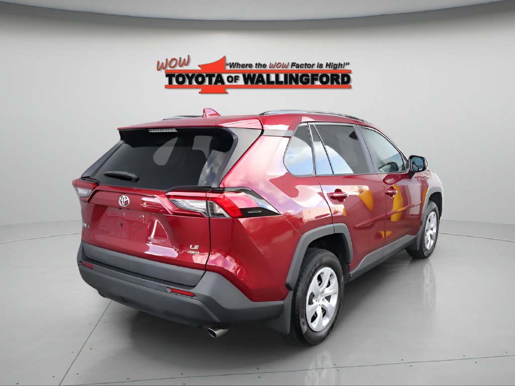 Used 2021 Toyota RAV4 LE AWD/4WD image 12