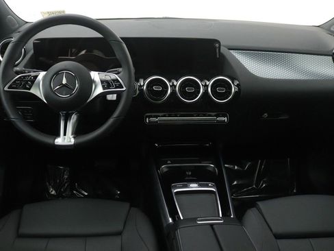 Certified 2026 Mercedes-Benz GLA 250 image 9