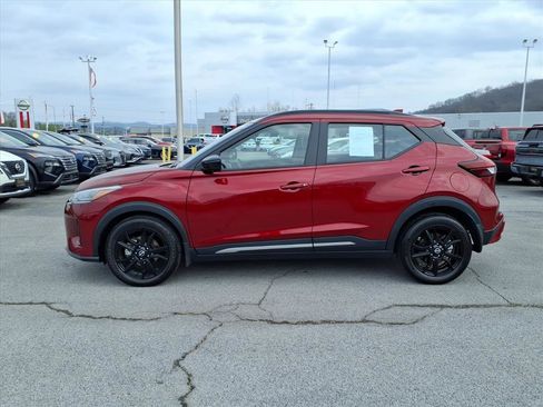 Certified 2024 Nissan Kicks SR w/ SR Premium Package image 2