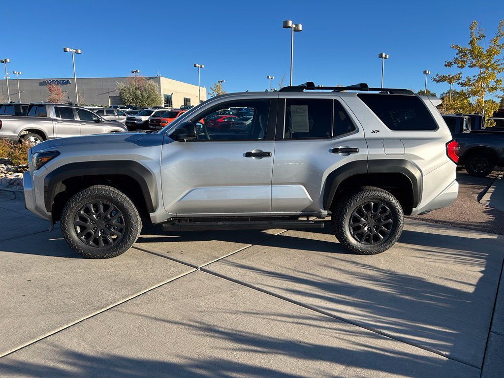Used 2026 Toyota 4Runner SR5 AWD/4WD image 4