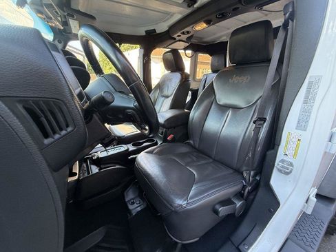 Used 2017 Jeep Wrangler Unlimited Sport w/ Quick Order Package 24S AWD/4WD image 14
