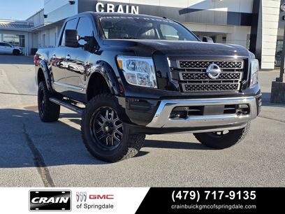 Used 2021 Nissan Titan SV w/ SV Convenience Package
