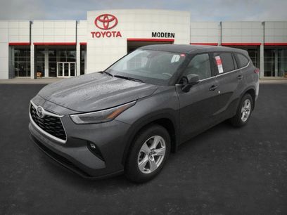 New 2025 Toyota Highlander LE
