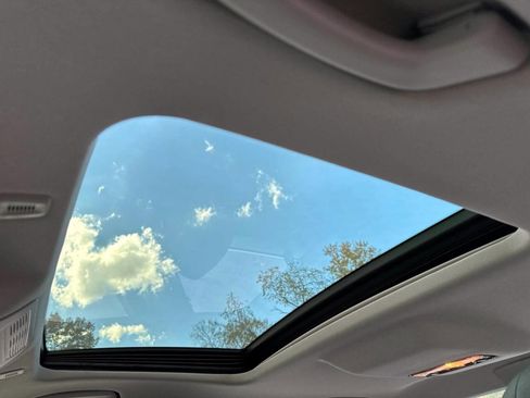 Used 2016 BMW 528i xDrive Sedan image 21