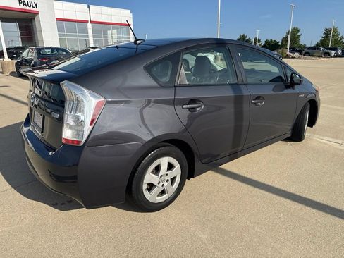 Used 2010 Toyota Prius Five FWD image 3