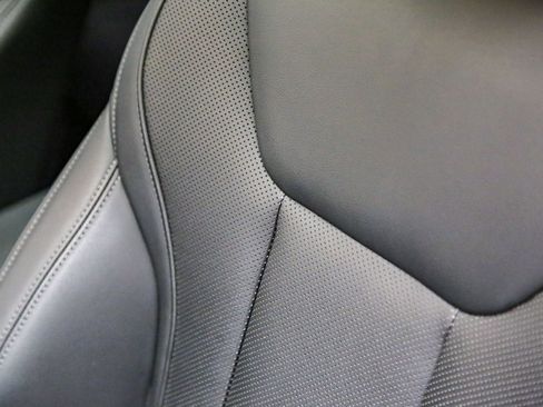 Certified 2023 BMW 330i Sedan w/ Premium Package RWD image 23