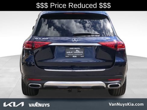 Used 2021 Mercedes-Benz GLE 350 4MATIC image 4