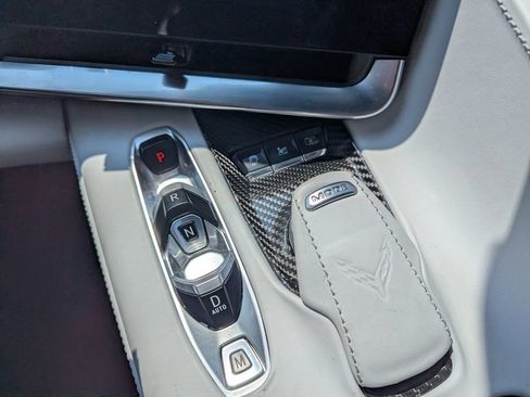 Used 2022 Chevrolet Corvette Stingray Premium Conv w/ Z51 Performance Package RWD image 22