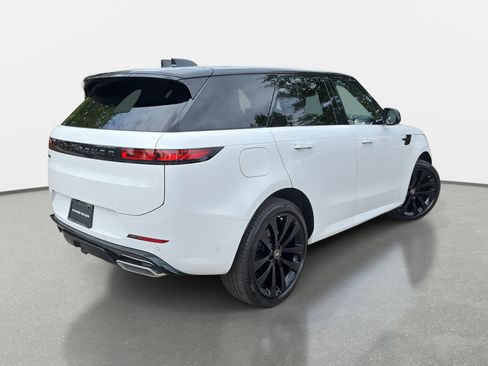 New 2025 Land Rover Range Rover Sport Dynamic SE image 5