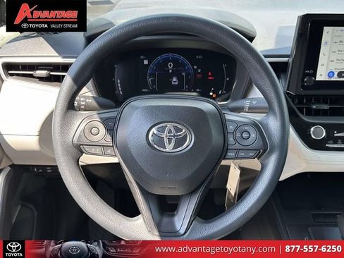 Certified 2026 Toyota Corolla Cross L AWD/4WD image 19
