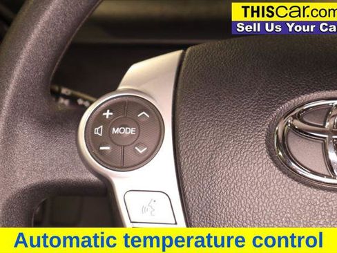 Used 2015 Toyota Prius C Three image 12