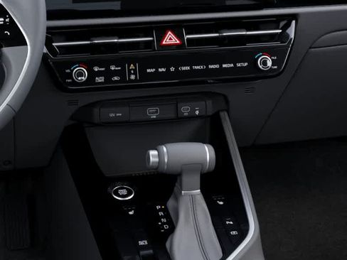 New 2026 Kia Niro EX FWD image 23