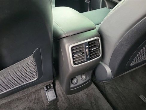 Used 2022 Kia Sportage EX w/ EX Technology Package image 8