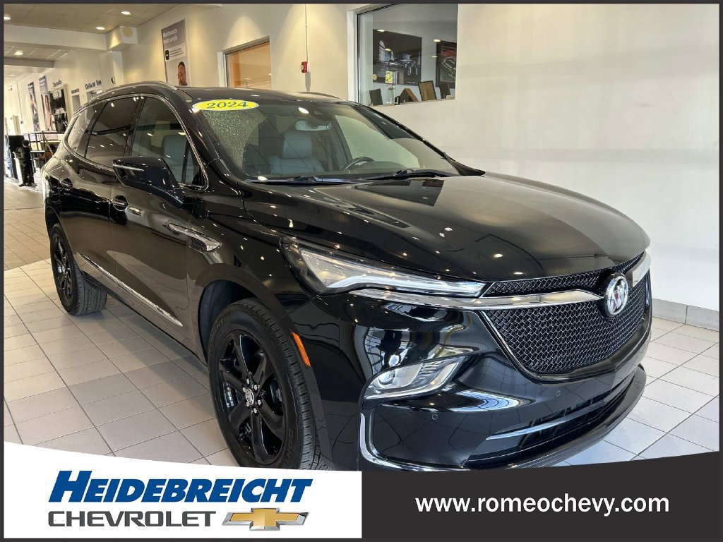 Used 2024 Buick Enclave Essence w/ Sport Touring Edition FWD image 1