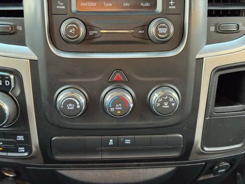 Used 2017 RAM 1500 Classic SLT image 12