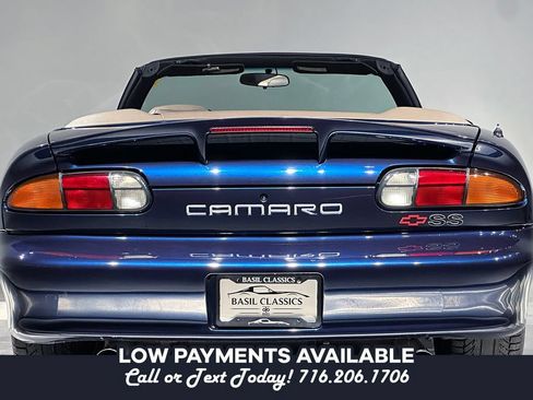 Used 2002 Chevrolet Camaro Z28 w/ SS Performance/Appearance Pkg RWD image 35