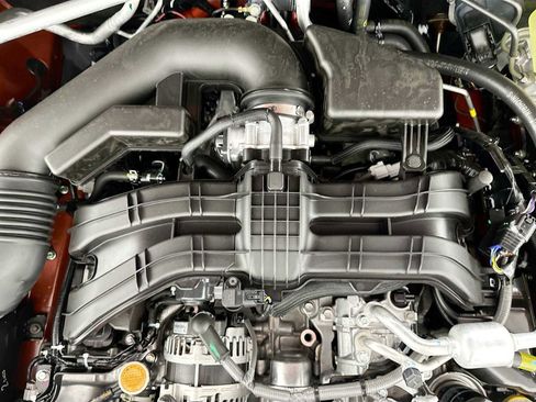 Certified 2025 Subaru Crosstrek 2.5i Limited w/ Popular Package #3A image 26