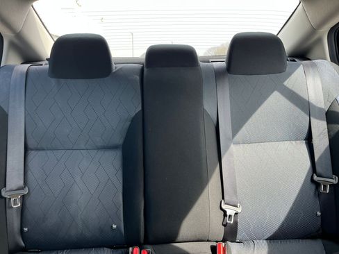 Used 2025 Nissan Versa SV FWD image 37