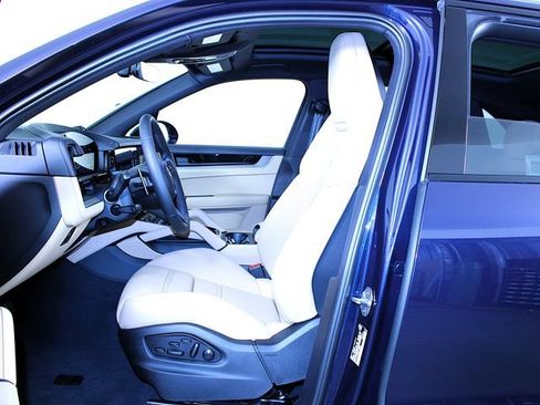 New 2026 Porsche Cayenne S AWD/4WD image 5