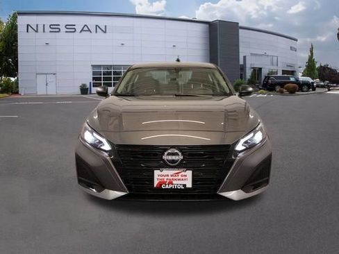 New 2026 Nissan Altima 2.5 SV AWD/4WD image 7