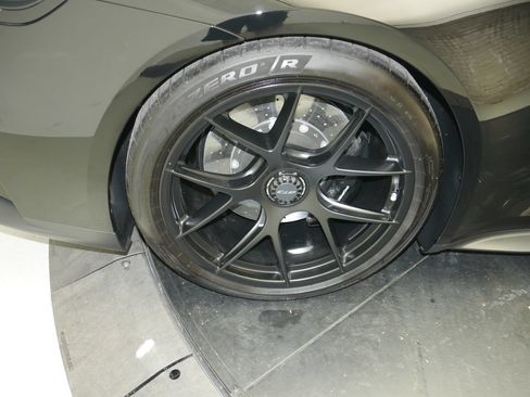 Certified 2025 Porsche 911 GT3 RWD image 16