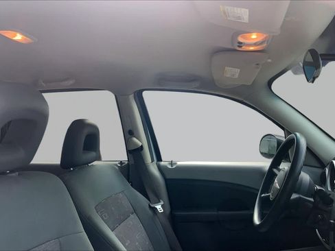 Used 2007 Chrysler PT Cruiser Touring FWD image 13