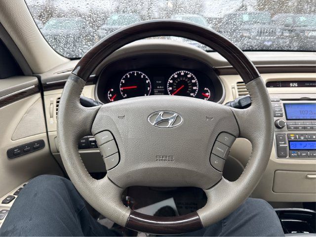 Used 2009 Hyundai Azera Limited w/ Ultimate Pkg 3 FWD image 17
