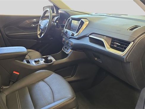 Used 2023 GMC Terrain Denali image 16