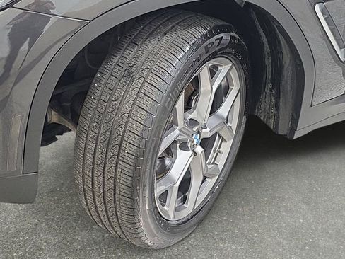 Certified 2025 BMW X4 xDrive30i AWD/4WD image 29