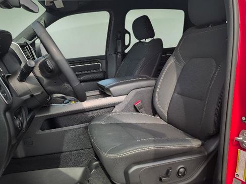 Used 2025 RAM 1500 Big Horn AWD/4WD image 10