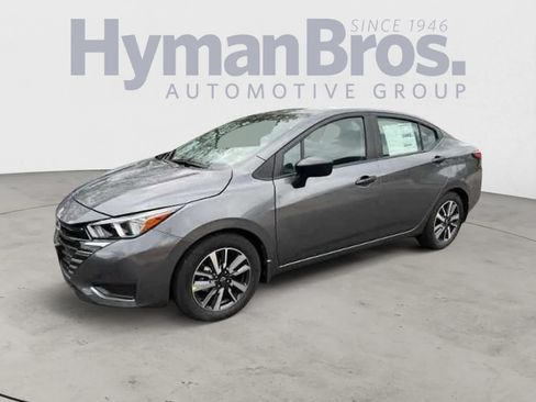 Certified 2024 Nissan Versa S w/ S Plus Package FWD image 5