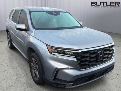 Used 2024 Honda Pilot EX-L image 3