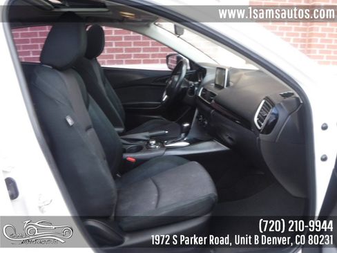 Used 2016 MAZDA MAZDA3 i Touring FWD image 9