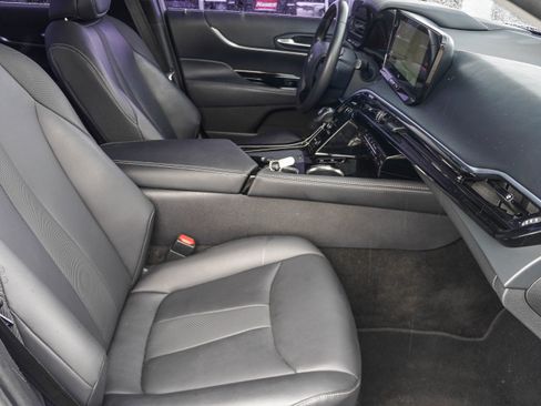 Used 2023 Toyota Mirai w/ Advanced Technology Package RWD image 16