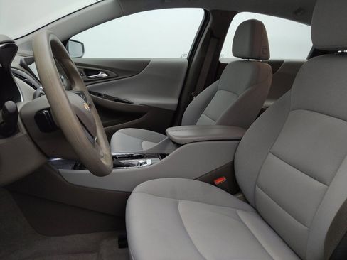 Used 2022 Chevrolet Malibu LT FWD image 17