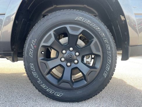 New 2026 RAM 1500 Big Horn w/ Night Edition AWD/4WD image 9