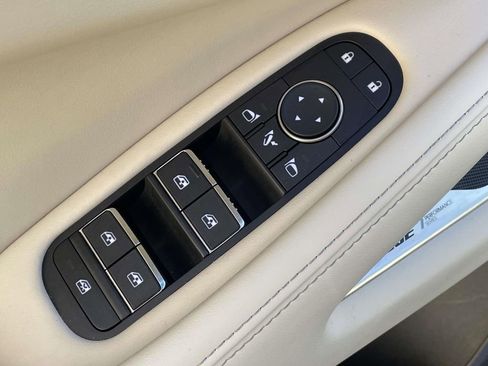 Used 2025 INFINITI QX60 Luxe image 18