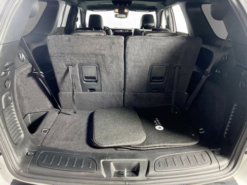 Used 2023 Dodge Durango R/T AWD/4WD image 27