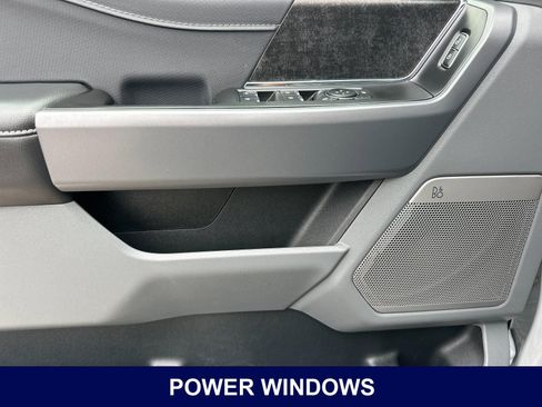 Used 2025 Ford F150 Lightning Flash AWD/4WD image 12