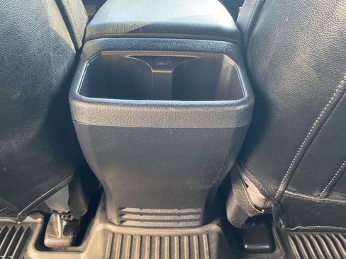 Used 2017 Toyota Tacoma TRD Sport AWD/4WD image 22