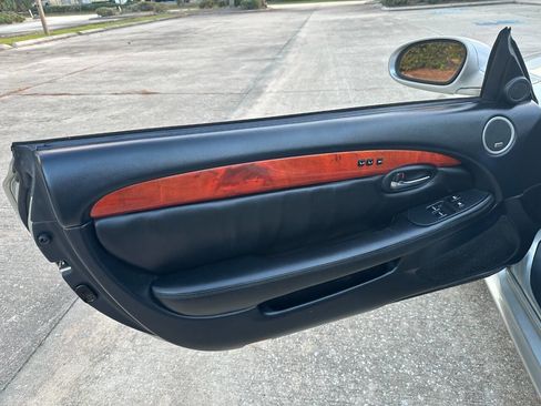 Used 2002 Lexus SC 430 Convertible image 12