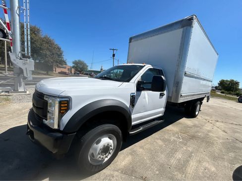 Used 2019 Ford F450 XL image 1