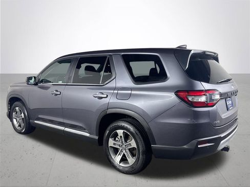 Used 2024 Honda Pilot EX-L image 8