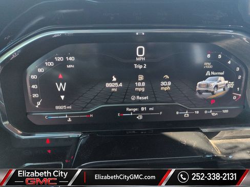 Used 2025 GMC Sierra 1500 Elevation w/ Preferred Package AWD/4WD image 15