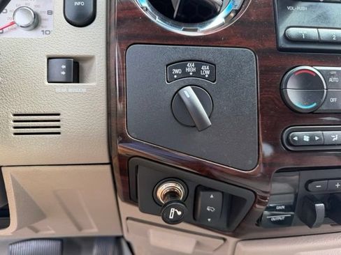 Used 2008 Ford F250 Lariat AWD/4WD image 12